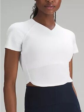 Lululemon Grid-Texture Cropped Tennis Short Sleeve in White, NWT, Size 10